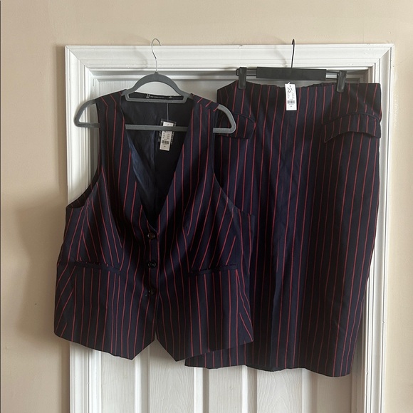 New York & Company Tops - NWT New York & Co. Striped Vest and Skirt Set